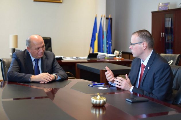 Ambasadorul Sloveniei cu investiţii la Neamţ! Arsene şi Chitic zic că l-au convins!, ZCH NEWS - sursa ta de informații