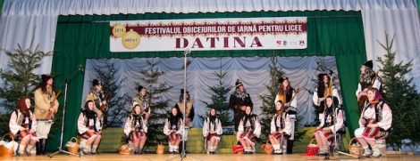 Bicaz: Festivalul Județean al Obiceiurilor de Iarnă pentru Licee „Datina” – Ediția a II-a, ZCH NEWS - sursa ta de informații
