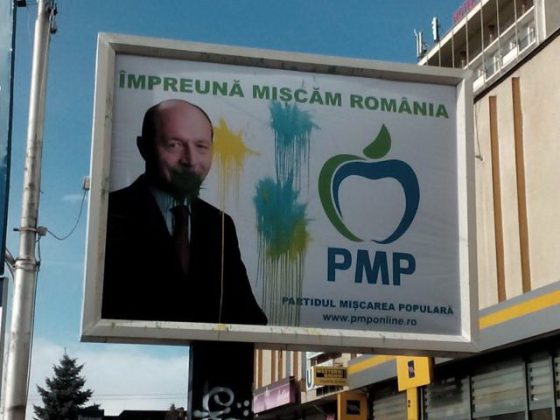 Afiş cu Băsescu vandalizat la Piatra Neamţ! Poziţia PMP Neamţ!, ZCH NEWS - sursa ta de informații