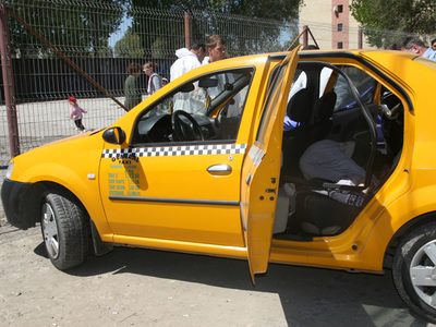Vasluieni veniţi la furat cu taxiul la Târgu Neamţ, ZCH NEWS - sursa ta de informații