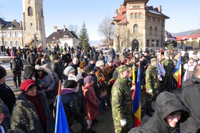 FOTO VIDEO Manifestare oficială de Ziua Unirii la Piatra Neamț, ZCH NEWS - sursa ta de informații