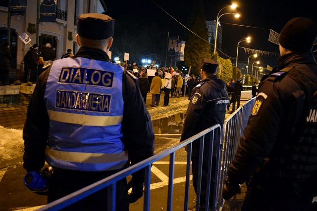 Jandarmii mulțumesc protestatarilor pentru maniera civilizată de protest