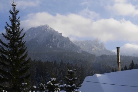 „Serbările zăpezii” de la Durău, scurtate de temperaturile ridicate, ZCH NEWS - sursa ta de informații