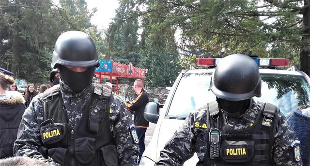 FOTO Ziua Poliţiei la Roman: &#8222;O meserie frumoasă!&#8221;, ZCH NEWS - sursa ta de informații