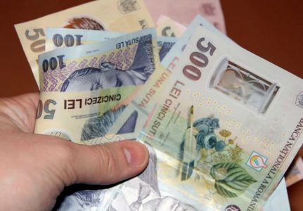 Banii găsiţi de poliţişti la Tîrgu Neamţ au fost revendicaţi, ZCH NEWS - sursa ta de informații