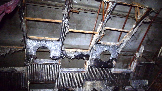 Cu intrarile ”securizate”, Cinematograful Cozla &#8211; incendiat de boschetari, ZCH NEWS - sursa ta de informații