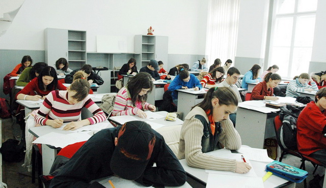 73.583 de elevi nemțeni s-au întors la cursuri, ZCH NEWS - sursa ta de informații