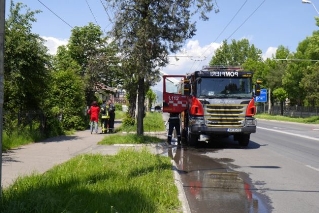 FOTO Incendiu la o casă de pe str. G-ral Dăscălescu, ZCH NEWS - sursa ta de informații