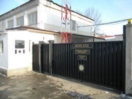 Bătrân condamnat la închisoare pentru că a violat o tânără cu handicap