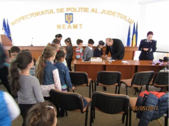 Copii în vizită la Poliție și la Jandarmerie, ZCH NEWS - sursa ta de informații