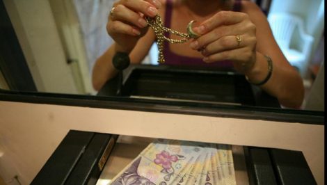Percheziții la un amanet din Piatra Neamț- o femeie reținută pentru un prejudiciu de 160.000 euro, ZCH NEWS - sursa ta de informații