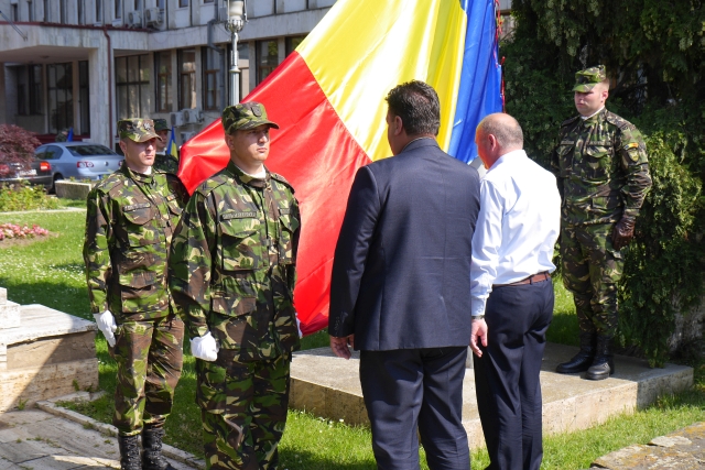 GALERIE FOTO Ziua Drapelului Național, marcată și la Piatra Neamț, ZCH NEWS - sursa ta de informații