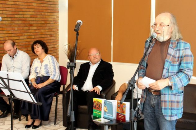 FOTO Lansare de carte şi CD Mihai Coșerariu și Cristina Marin la Biblioteca &#8222;Kirileanu&#8221;, ZCH NEWS - sursa ta de informații