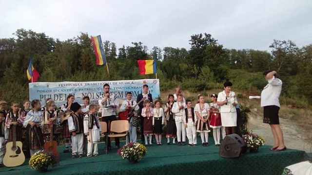 FOTO Vânători-Neamţ: Festivalul &#8222;Ţinutul Neamţului-Noi suntem români!&#8221;, ZCH NEWS - sursa ta de informații