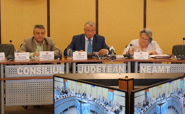 Ședință cu vot, dar fără cvorum la CJ Neamț (VIDEO)
