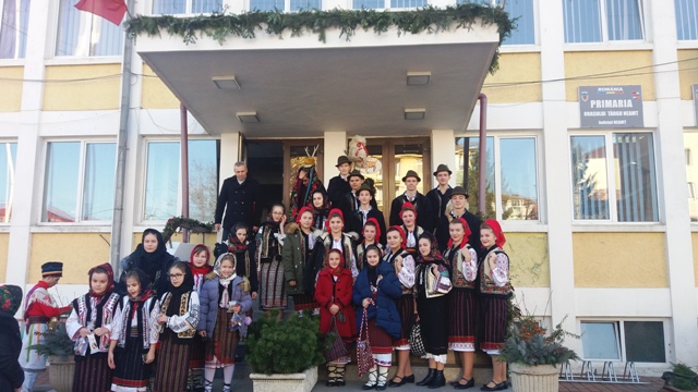 Sărbătorile aduc reconcilierea în Consiliul Local Târgu-Neamţ. Galerie foto, ZCH NEWS - sursa ta de informații