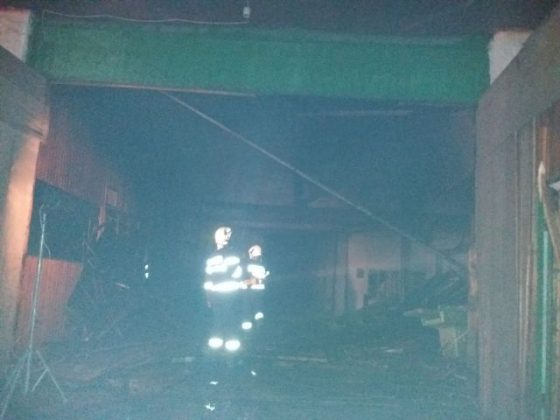 Fostul Centru de legume și fructe Târgu Neamț a ars, ZCH NEWS - sursa ta de informații