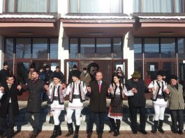 FOTO Târgu-Neamţ: Mica Unire, în cuget şi-n…politică!