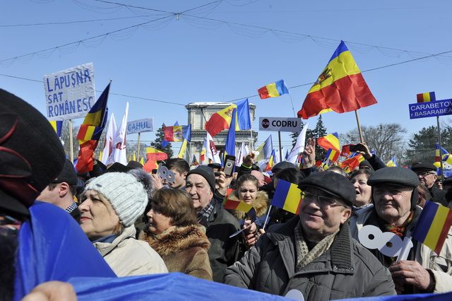 FOTO 100.000 de oameni la Marea Adunare Centenară la Chişinău, ZCH NEWS - sursa ta de informații