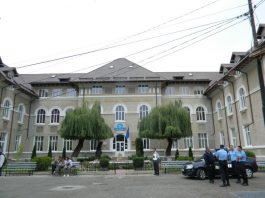 Olimpiada Națională de Biologie începe duminică, la Piatra-Neamț