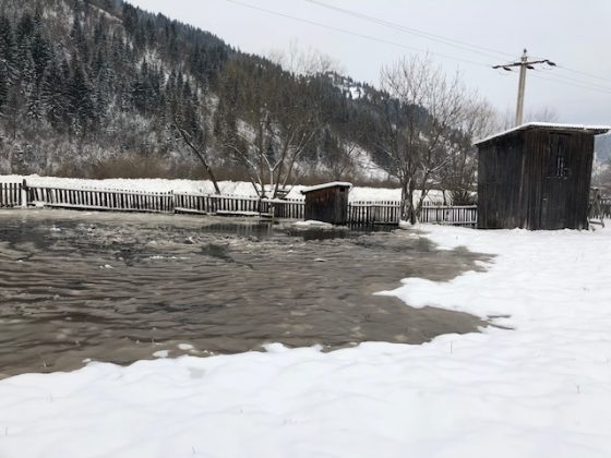 ACTUALIZARE Alertă la Poiana Teiului! Gospodării inundate de râul Bistriţa!, ZCH NEWS - sursa ta de informații