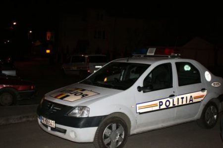 Amendă de 10.000 de lei și dosar penal pentru un tânăr care a furat o mașină și a zdrobit-o de un gard, ZCH NEWS - sursa ta de informații