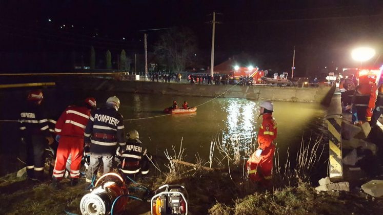 ACTUALIZARE FOTO 9 morți într-un accident cumplit la Viișoara, ZCH NEWS - sursa ta de informații