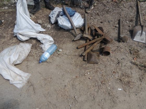 FOTO Poliţiştii au confiscat căruţele cu care era cărată Umaro la fier vechi, ZCH NEWS - sursa ta de informații