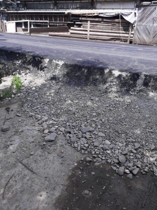 Agapia: Cetăţeni din Văratec nemulţumiţi de prea mult asfalt&#8230;, ZCH NEWS - sursa ta de informații