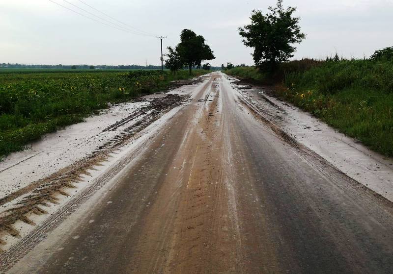 FOTO Ce au lăsat ploile pe drumuri. Cum se circulă în această dimineață, ZCH NEWS - sursa ta de informații