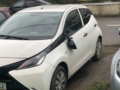 Peste 30 de maşini cu oglinzile smulse în Piatra-Neamţ, ZCH NEWS - sursa ta de informații