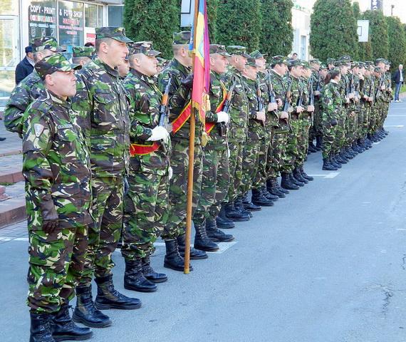 Ceremoniale militare de Ziua Tricolorului şi la Monumentul Eroilor de la Mărgineni, ZCH NEWS - sursa ta de informații