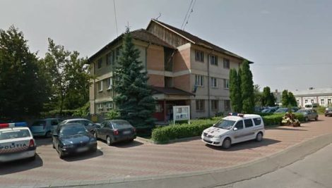 Târgu-Neamţ: Om de afaceri încătuşat, după ce a adus injurii poliţiştilor, ZCH NEWS - sursa ta de informații