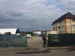 ACTUALIZARE 21 de țigani ridicați din pat cu mascații