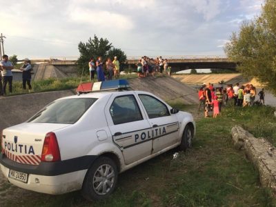 Fetița înecată la Cracău a fost găsită la Zănești, ZCH NEWS - sursa ta de informații