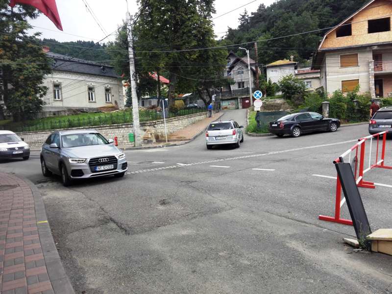 PIATRA NEAMȚ S-a închis pasajul de la primărie, s-a blocat orașul!, ZCH NEWS - sursa ta de informații
