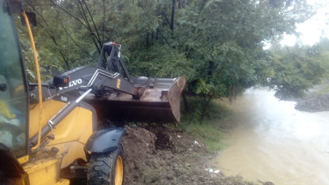 Vânători-Neamţ: Primarul Adriana Petrariu, în alertă de inundaţii, ZCH NEWS - sursa ta de informații