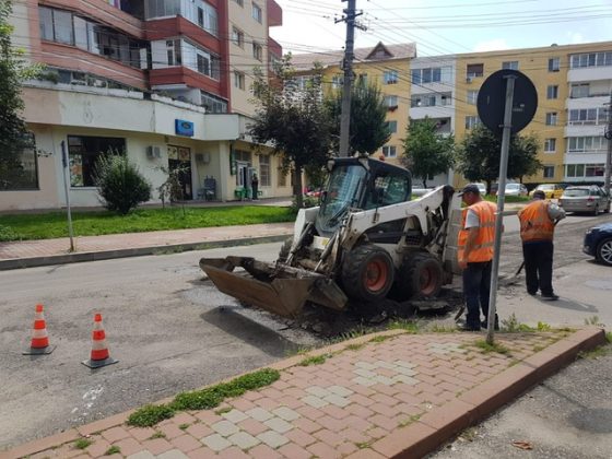 Piatra Neamț: Asfaltarea străzilor Lt. Drăghiescu și George Coșbuc continuă, ZCH NEWS - sursa ta de informații