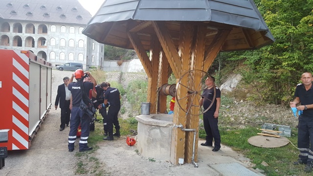 ACTUALIZARE Pompierii caută un cadavru într-o fântână în comuna Alexandru cel Bun, ZCH NEWS - sursa ta de informații