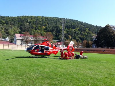 Bărbat înjunghiat, transferat cu elicopterul SMURD, ZCH NEWS - sursa ta de informații
