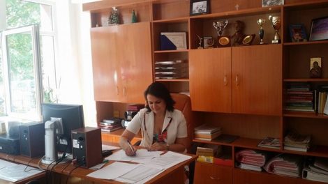 Liceul „Vasile Conta” din Târgu-Neamţ recomandă colectarea selectivă, ZCH NEWS - sursa ta de informații