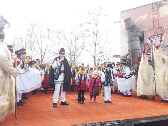 Festival de datini şi obiceiuri de Anul Nou în comuna Timişeşti, ZCH NEWS - sursa ta de informații