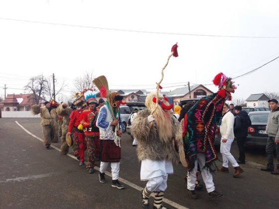 Festival de datini şi obiceiuri de Anul Nou în comuna Timişeşti, ZCH NEWS - sursa ta de informații