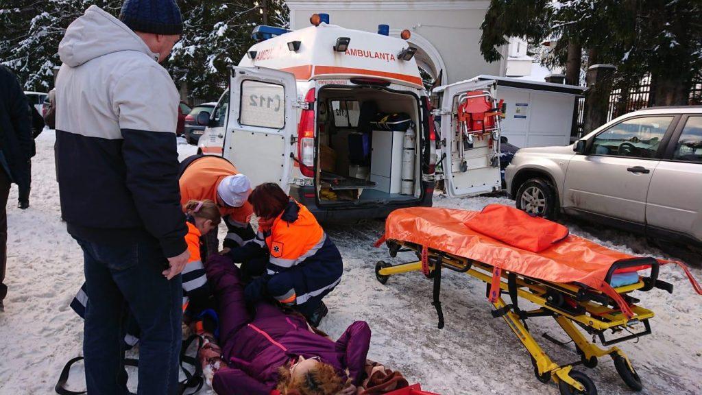 Accident la Durău, ambulanța a ajuns după jumătate de oră din cauza mașinilor parcate aiurea, ZCH NEWS - sursa ta de informații
