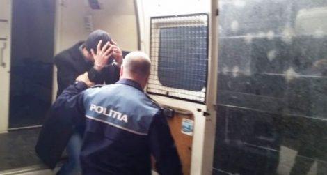 Un roznovean căutat pentru furt de 33.000 euro în Ungaria a fost prins la Zănești, ZCH NEWS - sursa ta de informații