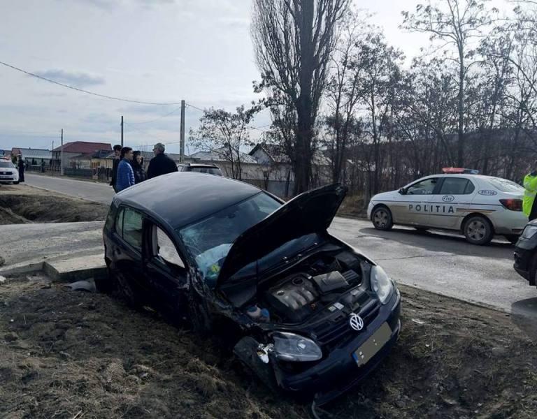 Un șofer începător s-a izbit cu mașina într-un utilaj al drumarilor, ZCH NEWS - sursa ta de informații