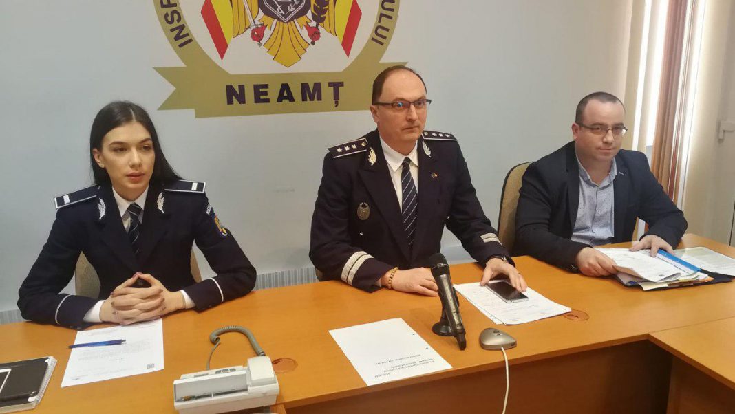 Doar 10 polițiști și magistrați din Neamț au arme letale personale