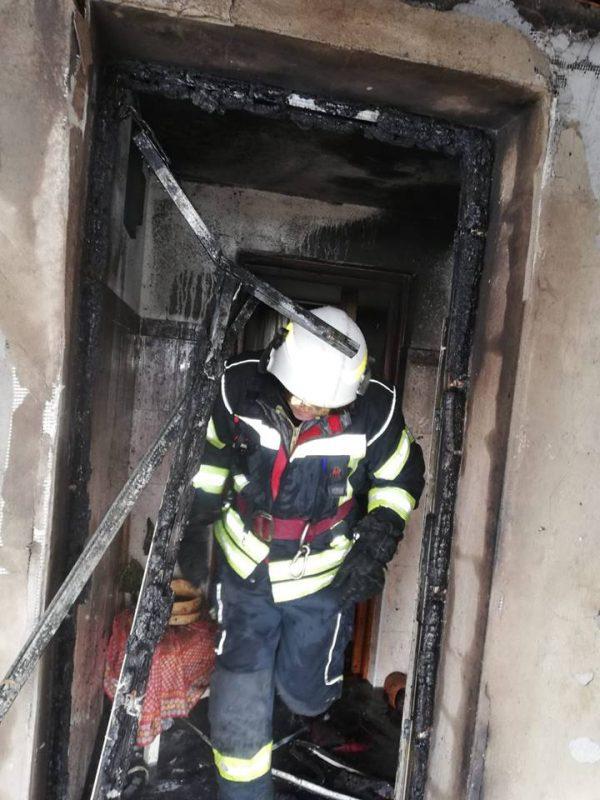 A luat foc o casă din ansamblul Mănăstirii Agapia