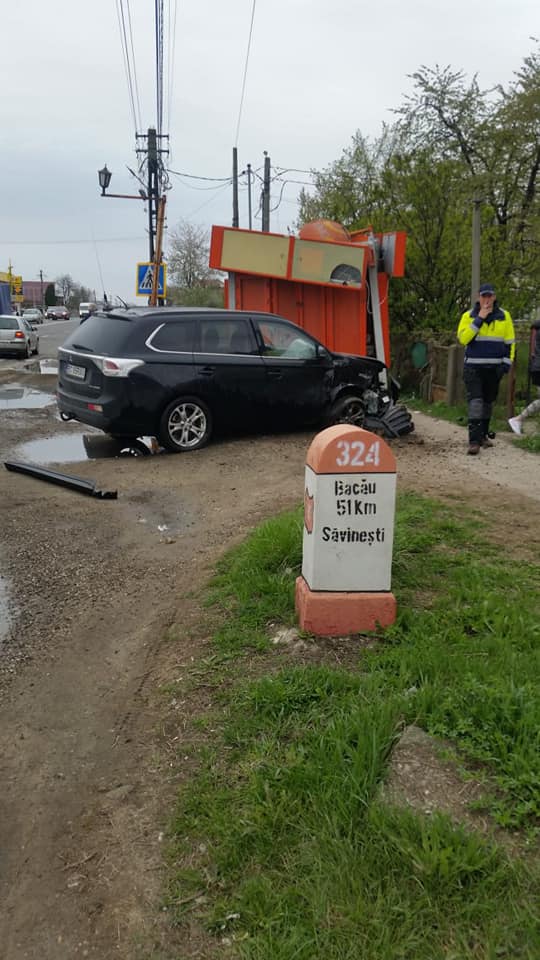 ACTUALIZARE Accident la Săvinești: două victime și trafic blocat pe o bandă de mers pe drumul Piatra Neamț-Bacău, ZCH NEWS - sursa ta de informații