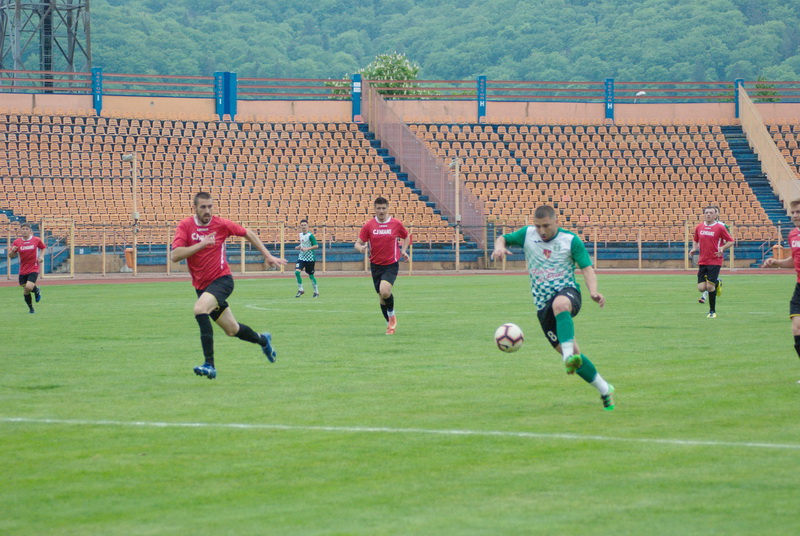 CUPA ROMÂNIEI Bradu Borca-Victoria Horia 4-2 (1-1, 2-2) Un meci plin de nervi, ZCH NEWS - sursa ta de informații